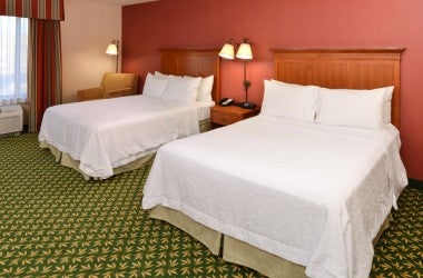 Hampton Inn & Suites